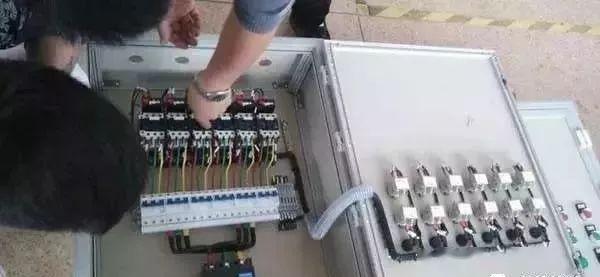 配電柜型號和內部結構分析，一篇文章就足夠了！