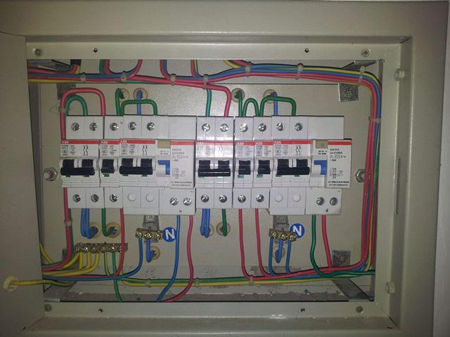主頁配電箱 63A或40A，用于總漏電保護和空氣開關？讀完之后，我完全明白了！